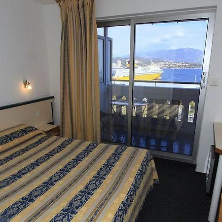 Du Golfe Ajaccio (Corsica)